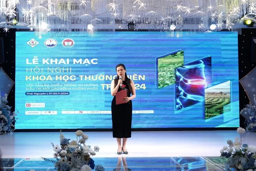 Một nhà nghiên cứu trình bày về vai trò của sư tử trong các nghi lễ cổ đại, làm nổi bật nguồn gốc sự tích sư tử trong văn hóa dân gian Việt Nam