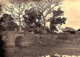 Sự Tích Ông Dầu Bà Dầu: Truyền Thuyết Lý Giải Nguồn Gốc Sông Tô Lịch và Sông Thiên Phù Hẹp Lại