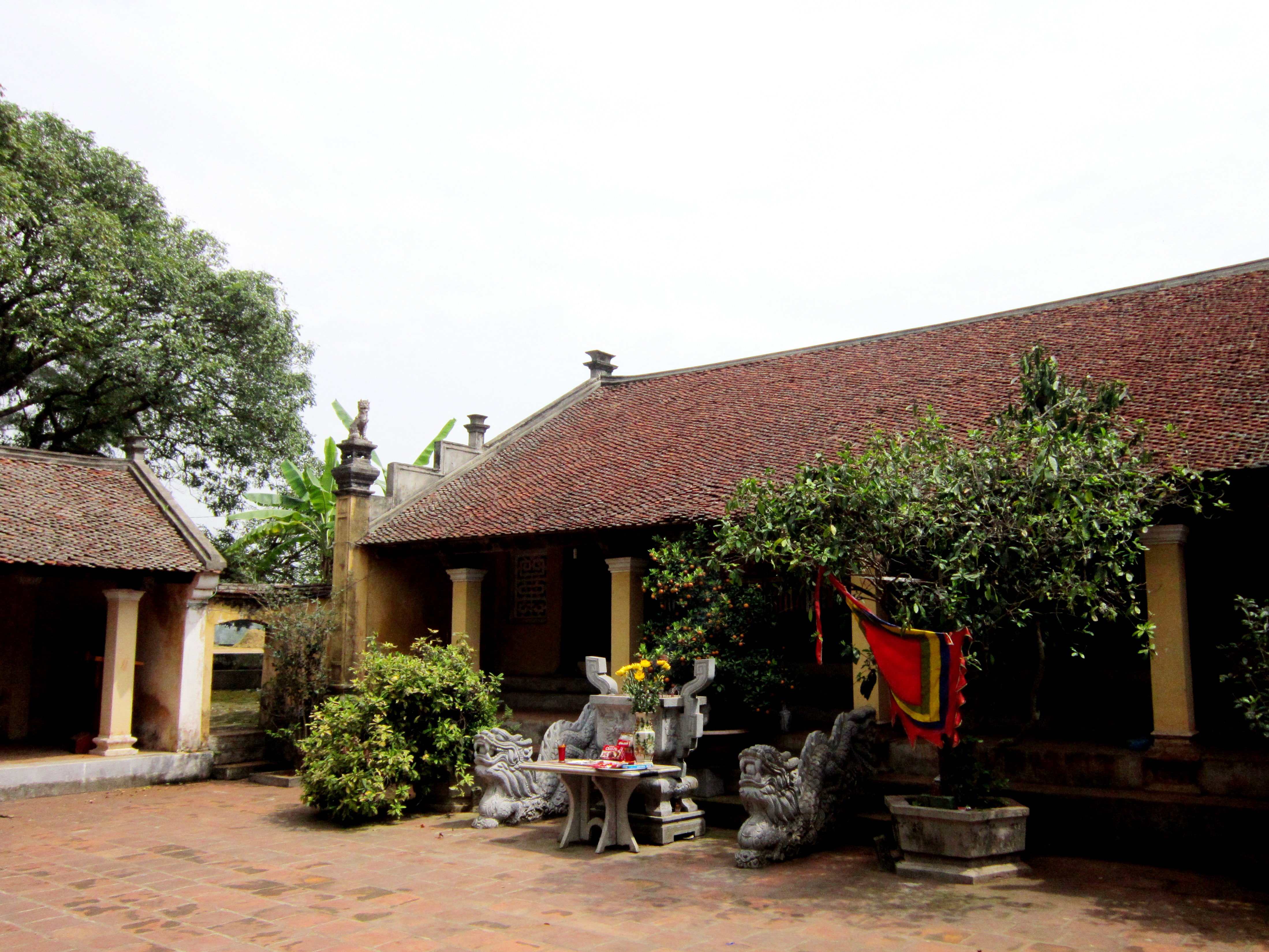 SỰ TÍCH ĐỀN THỜ VỊ THẦN TRẤN TÂY AN TAM KỲ LINH ỨNG VÀ CUỘC KHỞI NGHĨA CHỐNG GIẶC THỤC