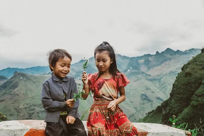 Cảnh sắc hùng vĩ của núi non Hà Giang, địa đầu tổ quốc, một địa điểm du lịch việt nam nên đi khám phá