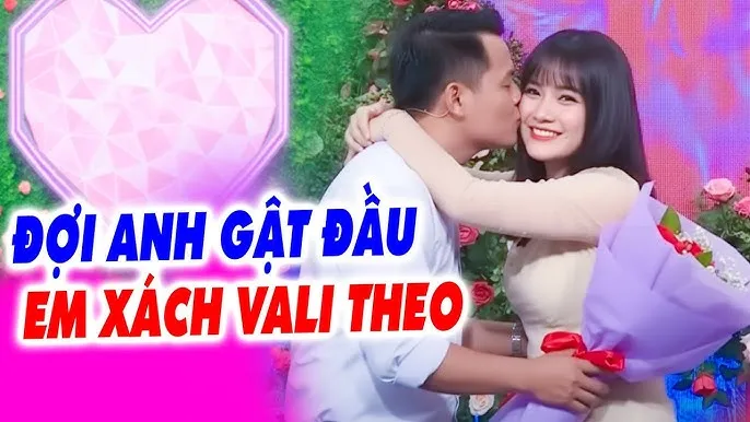 SỰ TÍCH PHONG BAO LÌ XÌ: Giải Mã Truyền Thuyết Về Yêu Quái Sui và 8 Đồng Tiền May Mắn
