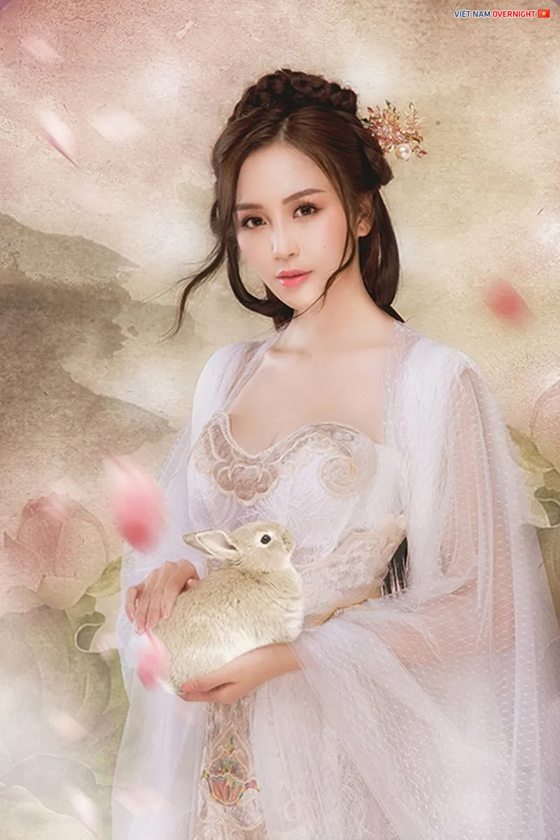 Hình ảnh Chú Cuội ôm rễ cây đa cổ thụ bay lên cung trăng trong truyền thuyết dân gian Việt Nam