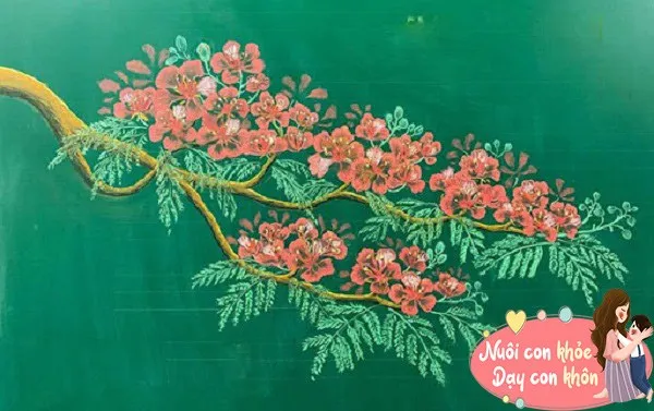 Cây Phượng Vĩ nở hoa đỏ rực, gợi nhớ lòng yêu nước và sự hy sinh của năm anh em diệt trừ giặc ngoại xâm