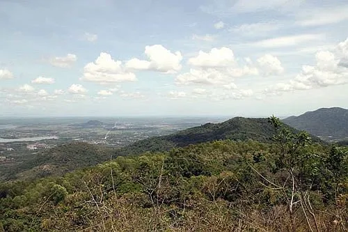 Hé Lộ Hai Phiên Bản Đầy Xúc Động Về Sự Tích Núi Thị Vải Và Núi Ông Trịnh