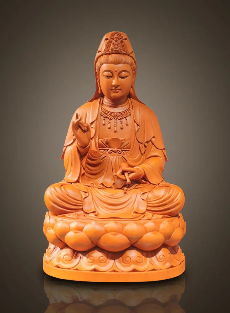 Tượng Quan Thế Âm Bồ Tát biểu trưng cho đức từ bi vô lượng, hiện thân cứu khổ cứu nạn