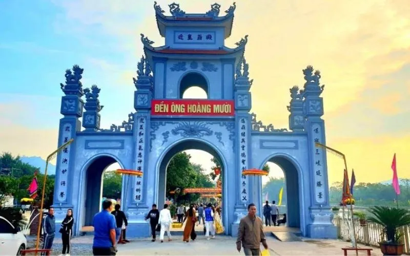 Toàn cảnh Đền Ông Hoàng Mười tại Nghệ An