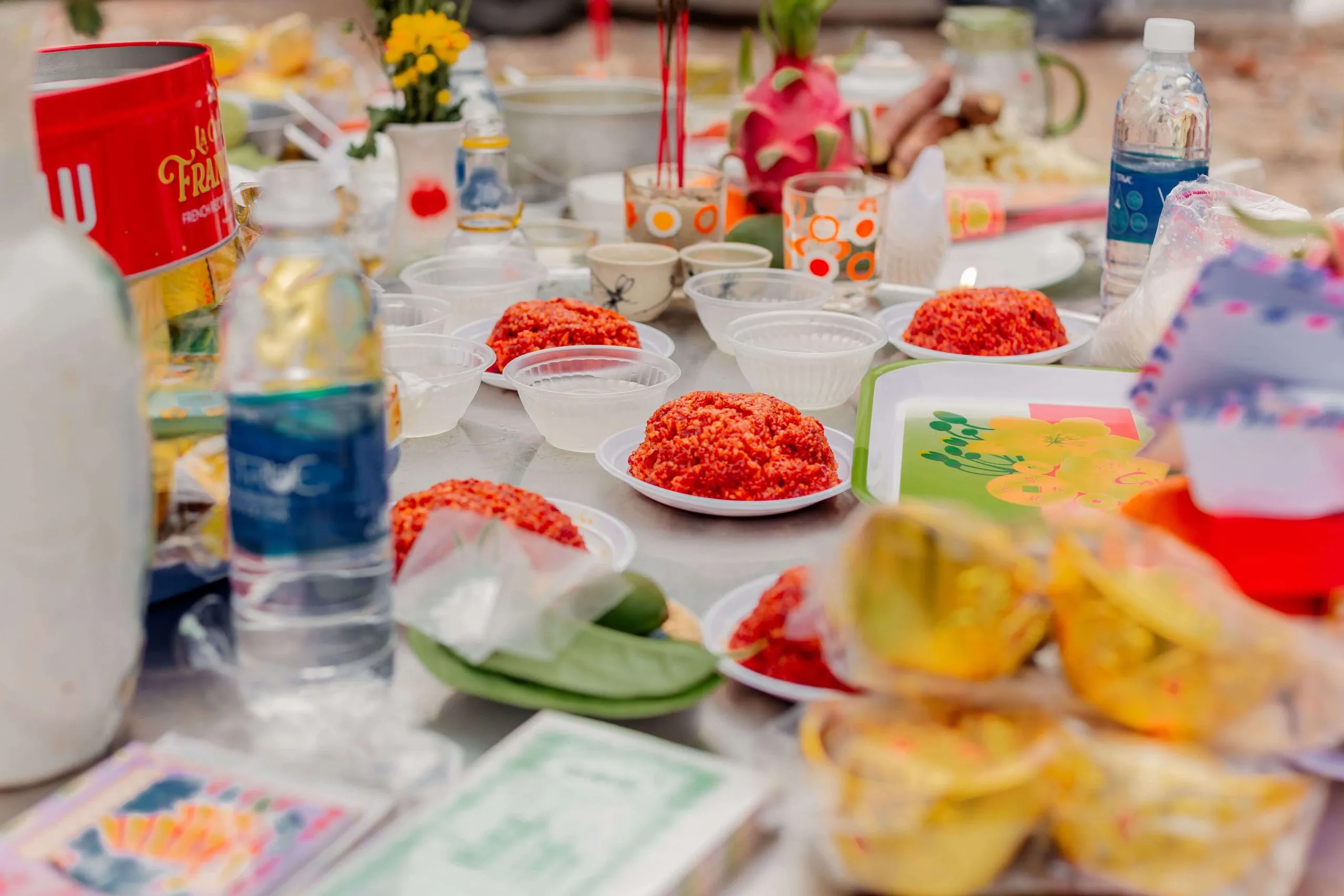 Mâm lễ vật cúng chuộc nhà đầy đủ theo nghi thức truyền thống