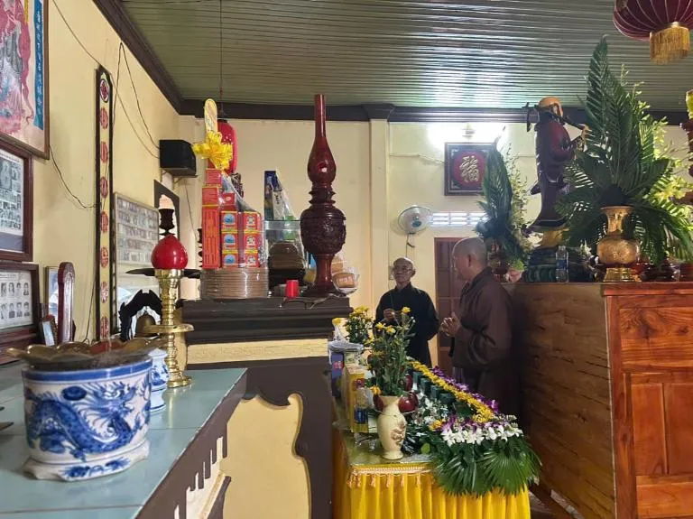 Văn khấn 49 ngày giúp linh hồn người đã khuất được thanh thản và siêu thoát.