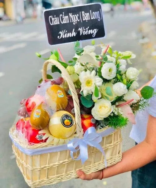 Hướng dẫn chuẩn bị lễ vật viếng đám ma trang trọng phù hợp với văn hóa viếng và sự tích về cây sala