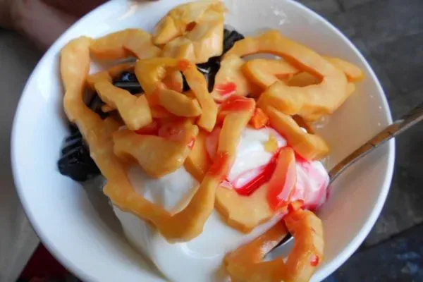 Chè 4 Mùa Hàng Cân - Đặc sản ăn vặt truyền thống thay đổi theo mùa của Hà Nội