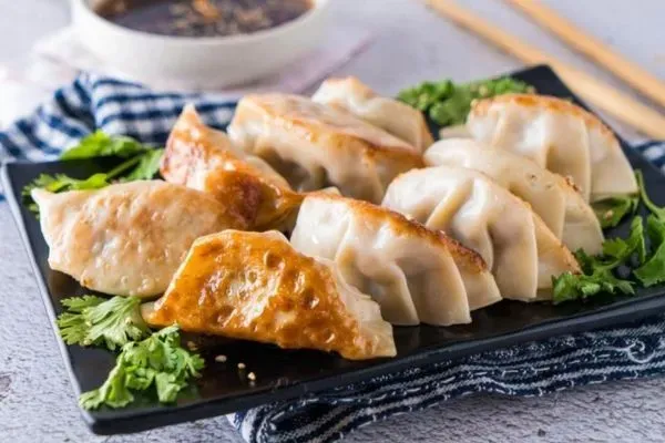 Há Cảo - Món ăn vặt chiên giòn phổ biến trong ẩm thực Hà Nội