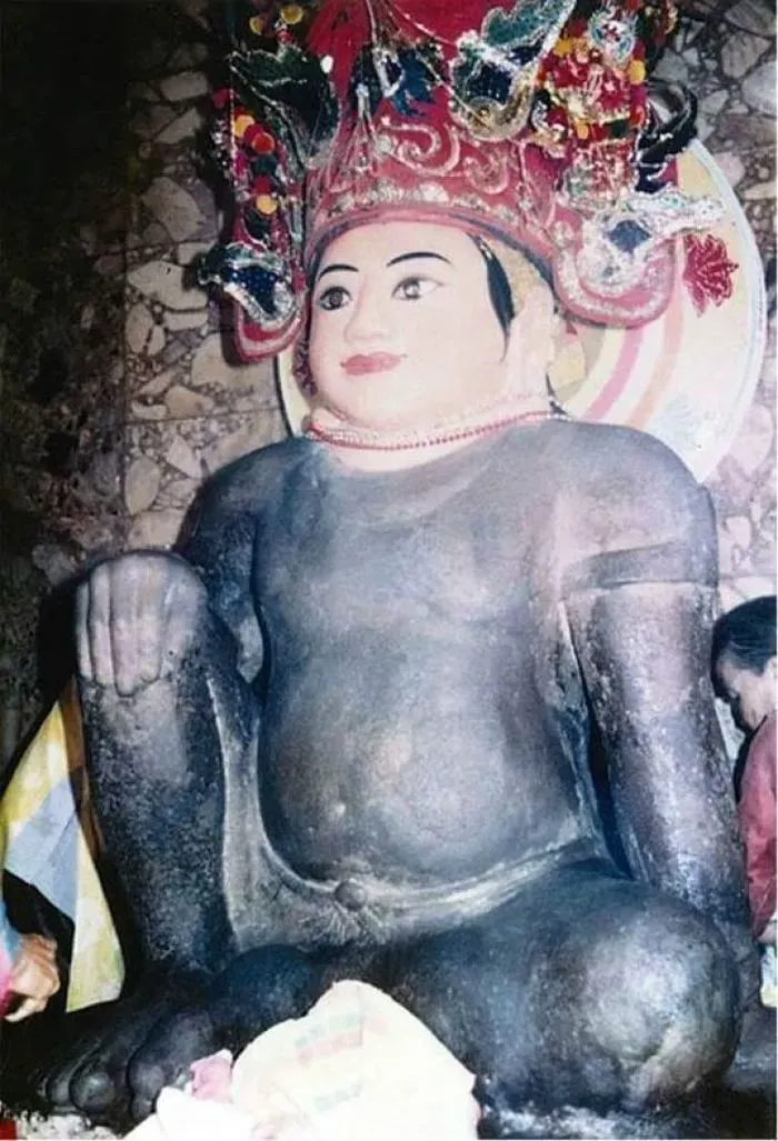 Sự tích bà chúa xứ núi sam và các giả thuyết về nguồn gốc pho tượng cổ